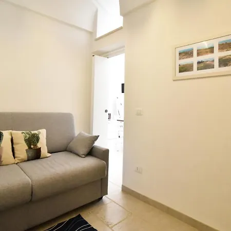 La Casetta Di Nonna Luccia By Rentbeat Apartment